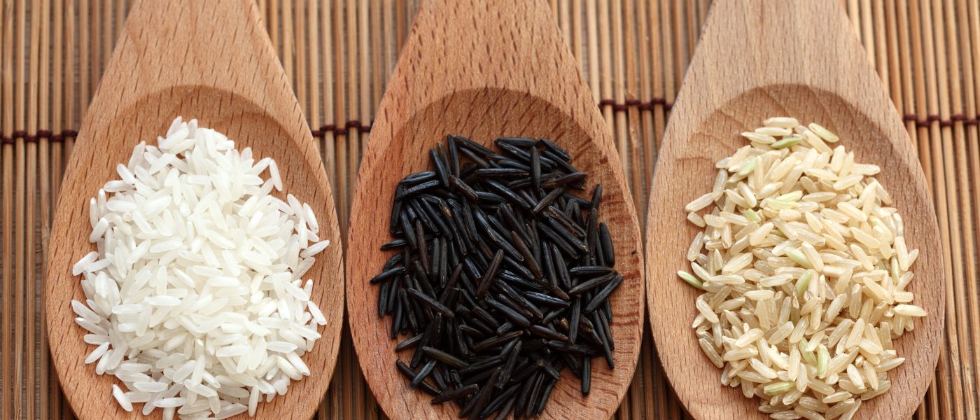 White Rice vs Wild Rice: Contrasting Grains