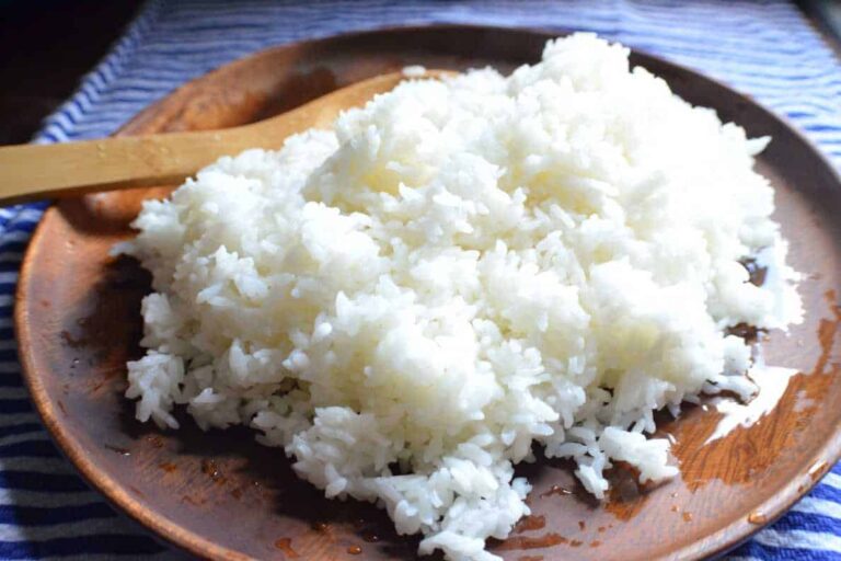 Glutinous Rice vs Sushi Rice: Unraveling the Rice Debate