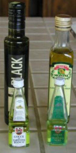 Black Truffle Oil vs White: Aromatic Elixirs Compared
